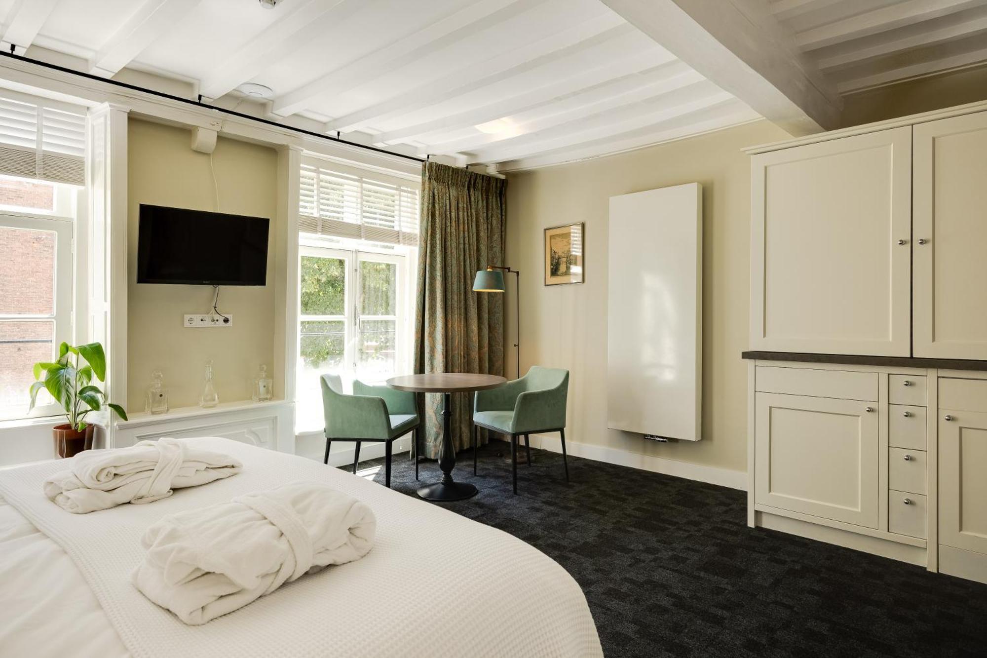 Uylenhof Hotel 's-Hertogenbosch  ภายนอก รูปภาพ